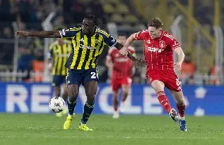 El Fenerbahce de Edson Álvarez sufre duro golpe en los Playoffs de la Europa League 