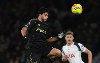 Doblete de Raúl Jiménez le da triunfo al Fulham