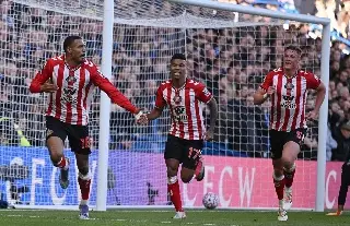Sunderland le pega al Leeds y rompe su racha sin victorias 