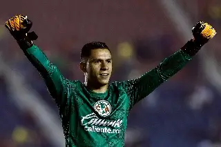 Malagón llega a Guadalajara para ser operado, agradece apoyo de porteros mexicanos