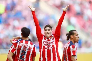 Con doblete de la 'Hormiga' incluido, Chivas golea a Santos Laguna 
