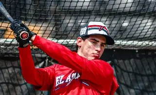 ¿Cuándo y contra quién inicia la temporada de béisbol para El Águila de Veracruz? 