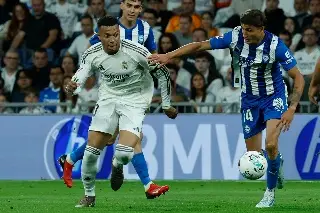 Real Madrid gana y sueña con un milagro en la liga 