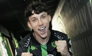 El mexicano Heriberto Jurado vuelve a jugar en Bélgica y su equipo da un gran paso para no descender  