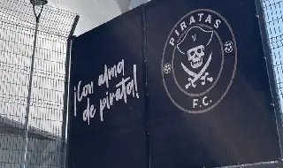 Ex de los Tiburones Rojos alza la voz y pide apoyar a Piratas FC