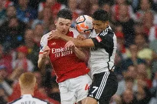 Raúl Jiménez y Fulham son goleados por un Arsenal que lidera en la Premier League 