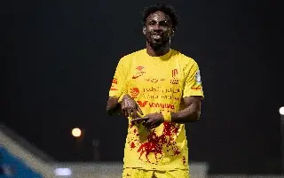Quiñones vuelve a anotar en Arabia y su equipo vence al líder del torneo 