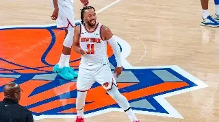 NBA: Los New York Knicks vencen a los 76ers en el inicio de las Semifinales 