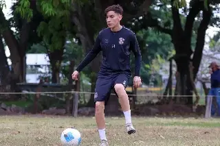 Racing de Veracruz busca imponerse a Dragones en la ida de los octavos de final