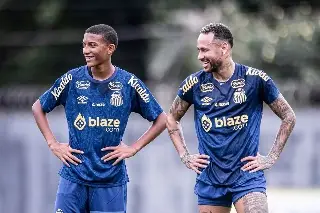 Neymar y Robinho Jr sellan la paz tras altercado en entrenamiento