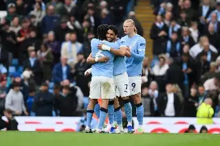 Manchester City gana y se mantiene vivo en la pelea por la Premier League