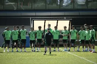 Selección Mexicana suma dos 'europeos' más a la concentración rumbo al Mundial