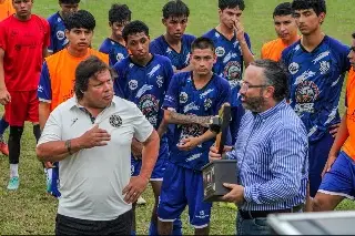 Emotivo homenaje a Martín Rodríguez y gran final en la Liga Pirata Fuente