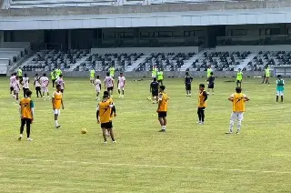 ¡Joyitas! Así son las primeras indumentarias de Piratas FC (FOTOS)