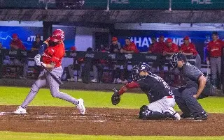 Posponen el tercer juego entre El Águila de Veracruz y Piratas de Campeche 