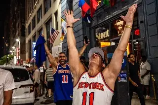 NBA: ¡Terrible! Incendian autobuses, apuñalan a fans y generan tiroteo en celebración de los Knicks 