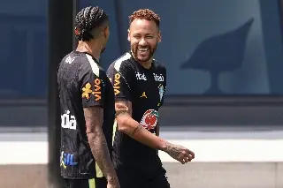 Neymar regresa a los entrenamientos con Brasil ¿Cuándo podrá jugar?