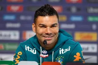 ¡Inesperado! Casemiro muy cerca de ser compañero de Lionel Messi