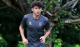 Racing de Veracruz Serie B anuncia dos refuerzos, uno viene del Atlético de San Luis 