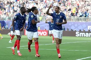 Francia golea a Suecia y avanza cómodamente a los octavos de final 