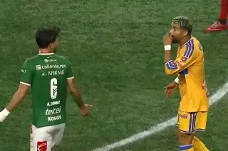 Ya cayó el primer expulsado en Liga MX por taparse la boca (VIDEO)