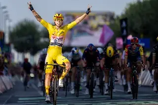 Lorena Wiebes mantiene su dominio en el Tour de Francia Femenil