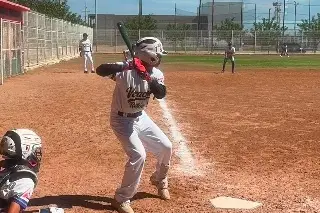 Destaca Thiago Espinoza de Tlacotalpan en torneo nacional de beisbol