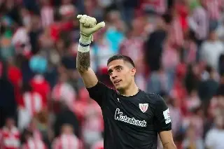 El mexicano Alex Padilla pierde la titularidad con el Athletic Bilbao y su club pierde 