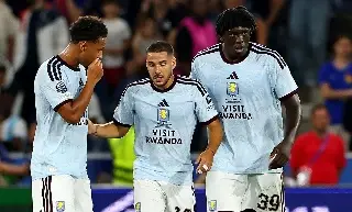 Aston Villa sigue con su mala racha, ahora perdió ante el Monchengladbach 