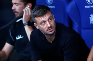 Martín Anselmi debuta como DT en España y su club rescata un empate 