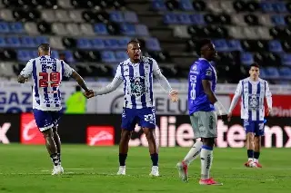 Pese al caos en Pachuca, Salomón Rondón se acerca a una marca histórica  