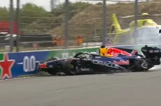 ¡En su casa y con su gente! Verstappen se estampa en la primera vuelta del GP de Países Bajos (VIDEO)