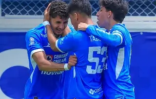 Cruz Azul humilla a Tepatitlán y firma una de las peores goleadas de la Liga de Expansión