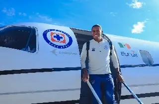 Cruz Azul ya viaja para enfrentar al Inter Miami de Messi tras problemas en el avión