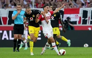 Borussia Dortmund sufre pero marcha con paso perfecto en la Bundesliga 
