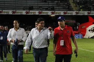 Fidel Kuri asegura que los Tiburones Rojos regresarán a Veracruz