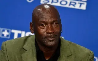 NBA: Jersey de Michael Jordan es vendido por 12 millones de dólares 