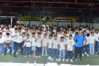 Presentan oficialmente a los Cangrejos Azules de Alvarado