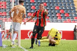¡Lluvia de goles! Leones Negros pasa por encima de Dorados en la Liga de Expansión 