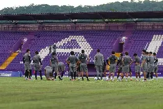 ¡Uh la la! Racing de Veracruz embutaca el Estadio Tuxtepec (FOTOS)