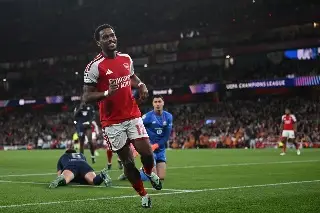 Arsenal se repone de los problemas y golea al Lille en la Champions League