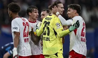 Con un ex Liga MX al mando, Leipzig consigue su primer triunfo en la Champions League