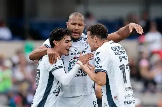 Con 37 años lidera la tabla de goleo de la Liga MX 