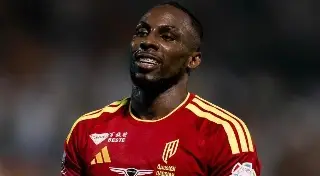 ¡El goleador mexicano! Julián Quiñones anota otra vez en Arabia Saudita 