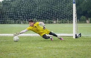 ¡Van por otro golpe de autoridad! Racing B advierte que buscará imponer condiciones en casa